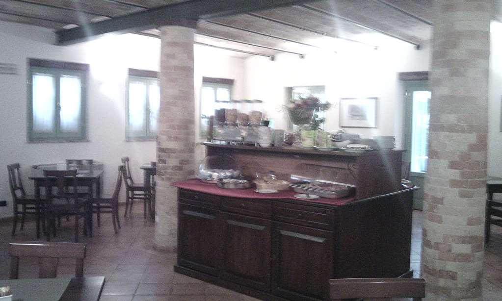 Hotel San Claudio 코리도니아 레스토랑 사진